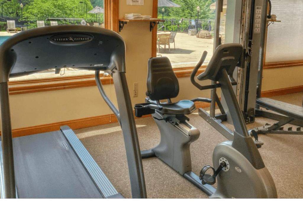 Condo With Stunning Mountain And 6Th Green Views Near Harrahs Cherokee Bryson City Whittier Bagian luar foto
